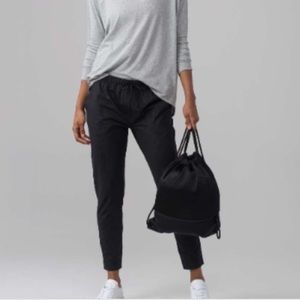 Lululemon jet crop